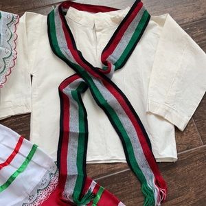 Traditional Mexican outfit 🇲🇽 🧒🏻